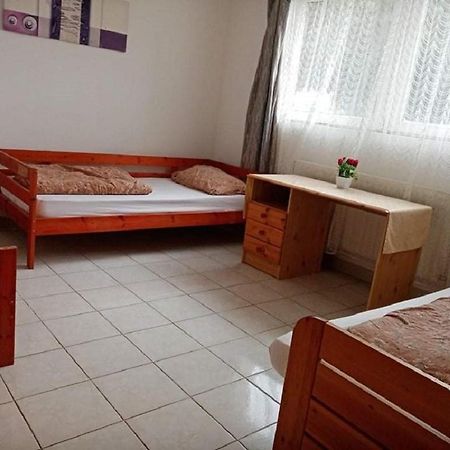 Nosztalgia Vendégház Tapolca Exterior foto